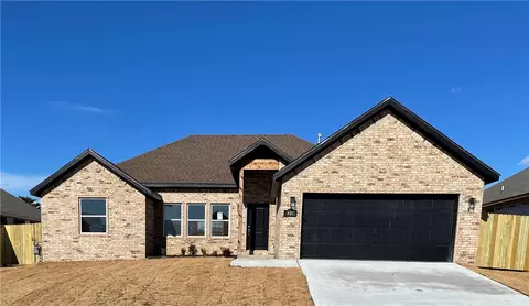 1036 Autumn Royal Ave, Lowell, AR 72745