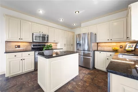 Kitchen - 10912 Greyfriar Ln, Fort Smith, AR 72908 photo 1 of 4