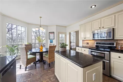 Kitchen - 10912 Greyfriar Ln, Fort Smith, AR 72908 photo 4 of 4