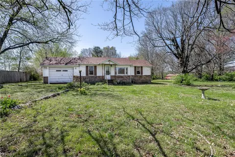 413 Highway 264, Springdale, AR 72764