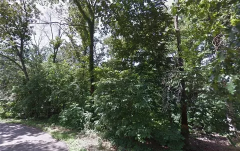 Haslingden Lane, Bella Vista, AR 72715