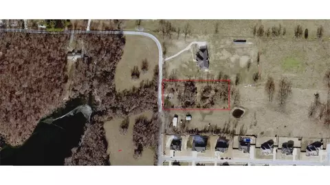 516 S Lake Rd, Springdale, AR 72762