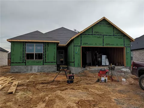 621 Abigail St, Bentonville, AR 72713