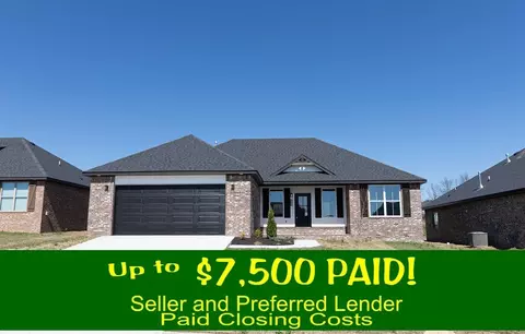 862 Round Top St, Prairie Grove, AR 72753