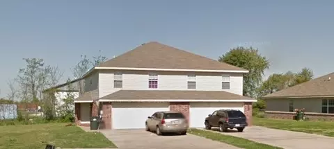 1382 A B Dove Loop, Springdale, AR 72764