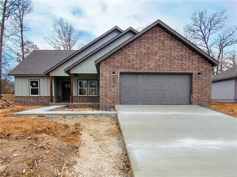 8 Judy Dr, Bella Vista, AR 72715