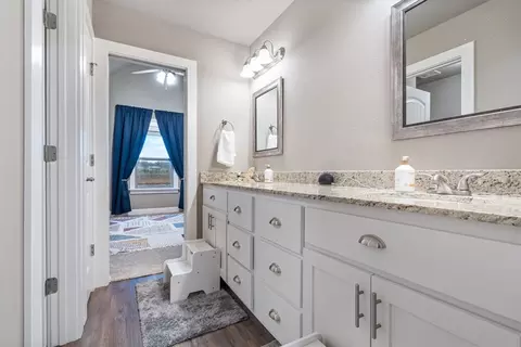 1061 Flat Rock St, Bentonville, AR 72713 photo 17