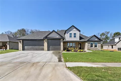 110 Ambry Loop, Centerton, AR 72719 photo 2