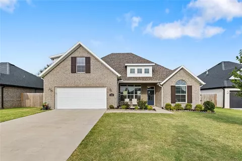 4402 SW Nativestone St, Bentonville, AR 72712