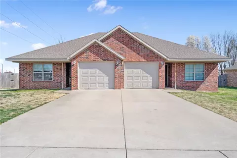 101 103 Sage St, Centerton, AR 72719