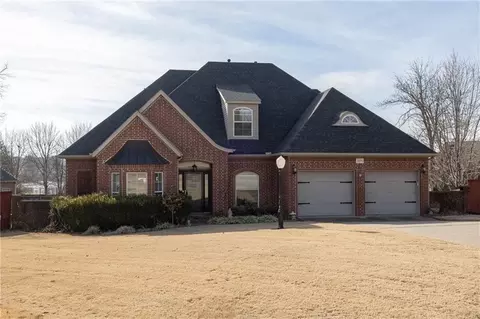 3079 E Ladelle Pl, Fayetteville, AR 72764