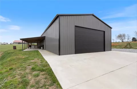 158 Madison 7157, Fayetteville, AR 72703