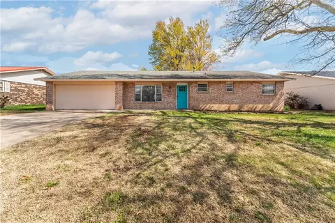 1801 Joye St, Springdale, AR 72762