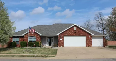 19 W Bluff Ln #301, Holiday Island, AR 72631