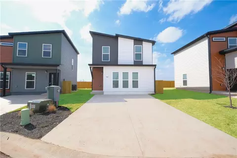 741 St Charles Pl, Bentonville, AR 72713