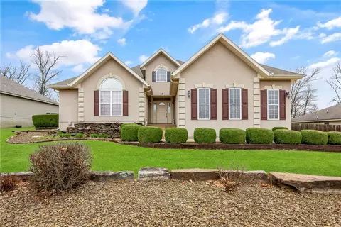 14 Sullivan Dr, Bella Vista, AR 72714