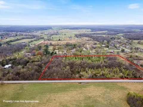 N Hico Street, Siloam Springs, AR 72761