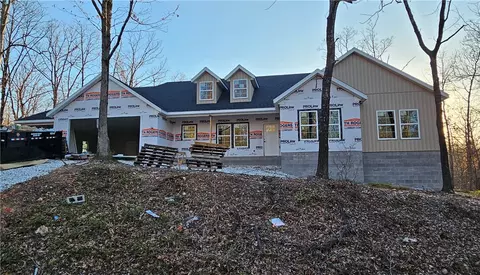 6 Elvendon Dr, Bella Vista, AR 72715