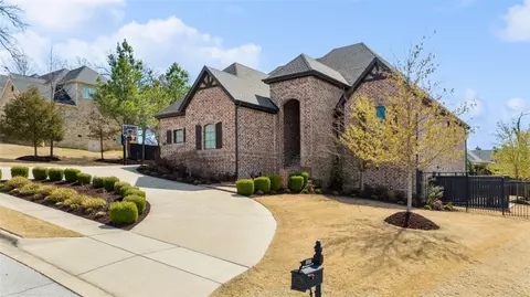 3075 Heritage Hills Dr, Springdale, AR 72762
