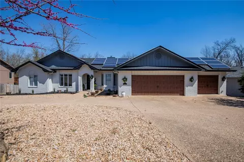 7 Cambria Ln, Bella Vista, AR 72715