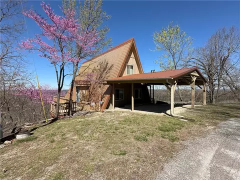 27 Saturn Ave, Holiday Island, AR 72631