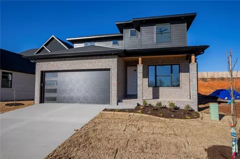4606 S Fieldcrest Ter, Rogers, AR 72758