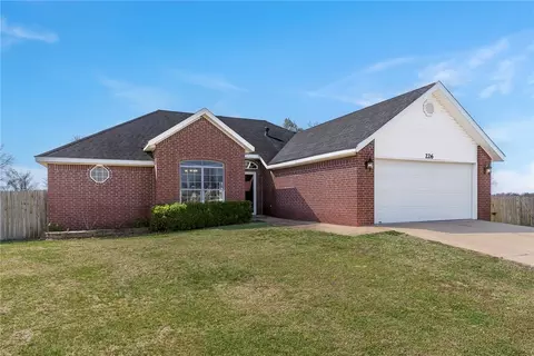 226 Hunter St, Lowell, AR 72745