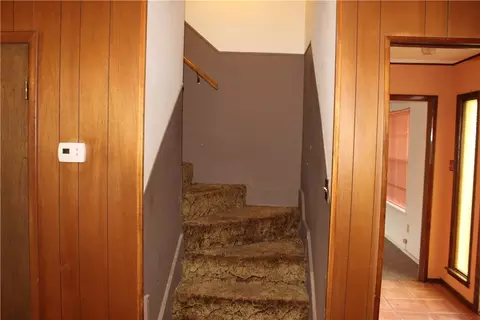Entry Way - 202 Georgetown Cir, Fort Smith, AR 72908 photo 4 of 9
