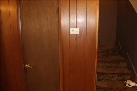 Entry Way - 202 Georgetown Cir, Fort Smith, AR 72908 photo 8 of 9