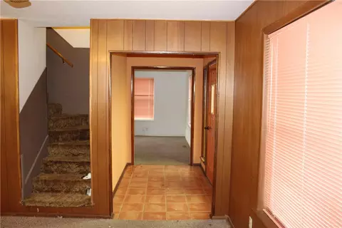 Entry Way - 202 Georgetown Cir, Fort Smith, AR 72908 photo 5 of 9