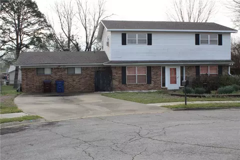 Exterior - 202 Georgetown Cir, Fort Smith, AR 72908 photo 3 of 16
