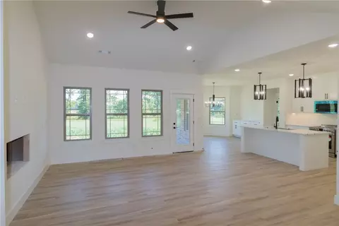 894 E Tucks Chapel Rd, Rogers, AR 72756 photo 4