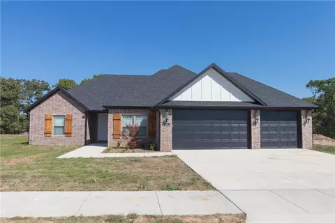 894 E Tucks Chapel Rd, Rogers, AR 72756
