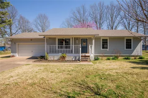 3405 Central Dr, Rogers, AR 72756