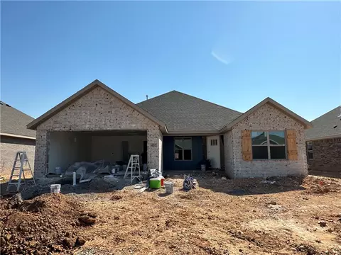 401 Palm St, Centerton, AR 72719