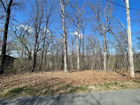 11 Stretford Drive, Bella Vista, AR 72714