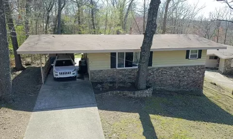 9 Basore Ln, Bella Vista, AR 72715