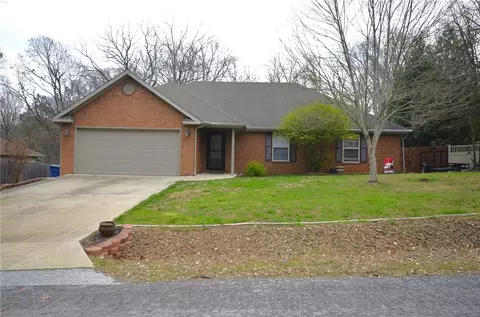 8 Stirling Ln, Bella Vista, AR 72715