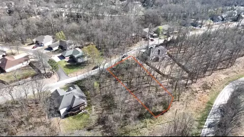 Plumpton Lane, Bella Vista, AR 72714