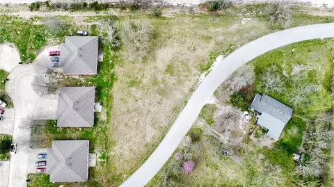 2709 Hewitt Rd, Springdale, AR 72762