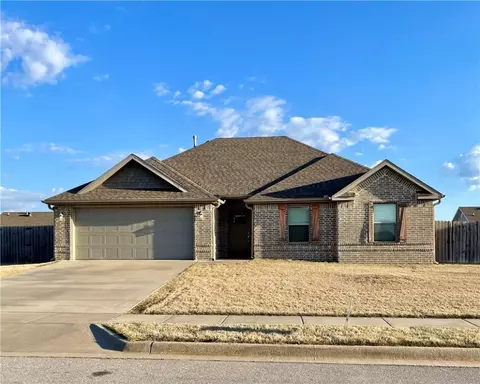 1320 General Mccrae, Prairie Grove, AR 72753