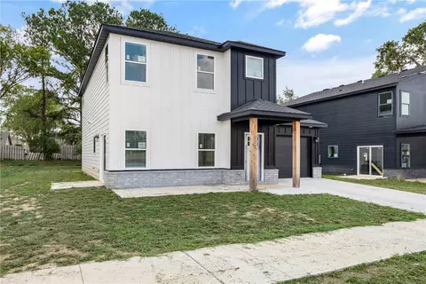 409 S 21st St, Rogers, AR 72758
