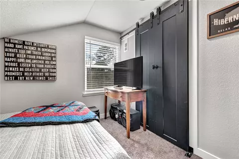 Bedroom - 8121 Timberlake Loop, Rogers, AR 72756 photo 6 of 7