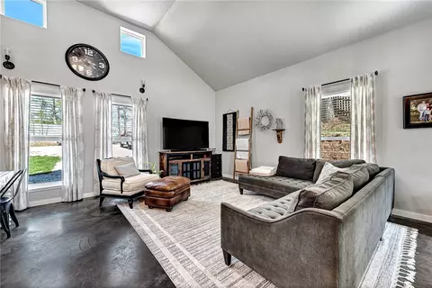 Living - 8121 Timberlake Loop, Rogers, AR 72756 photo 1 of 2