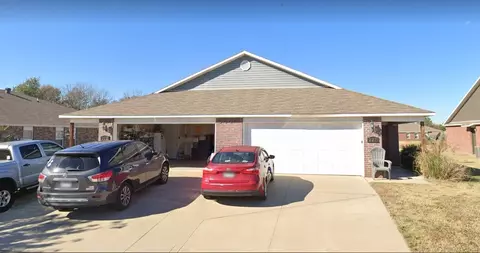 225 N 227 N Marietta Way, Farmington, AR 72730