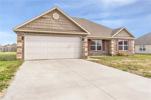 1026 Ethan James St, Elkins, AR 72727