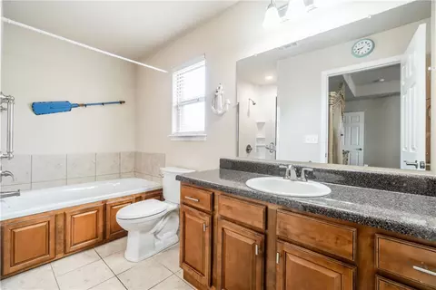 404 E Laurel Ave, Rogers, AR 72758 photo 6