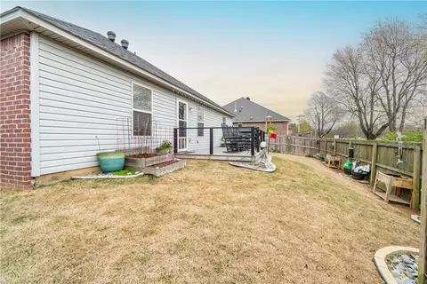 404 E Laurel Ave, Rogers, AR 72758 photo 17
