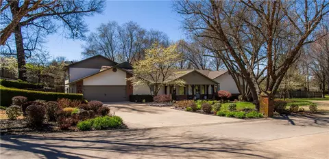 3221 Eden Dr, Springdale, AR 72762
