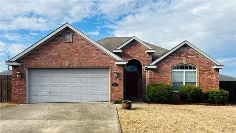 4126 Song Bird Pl, Fayetteville, AR 72704